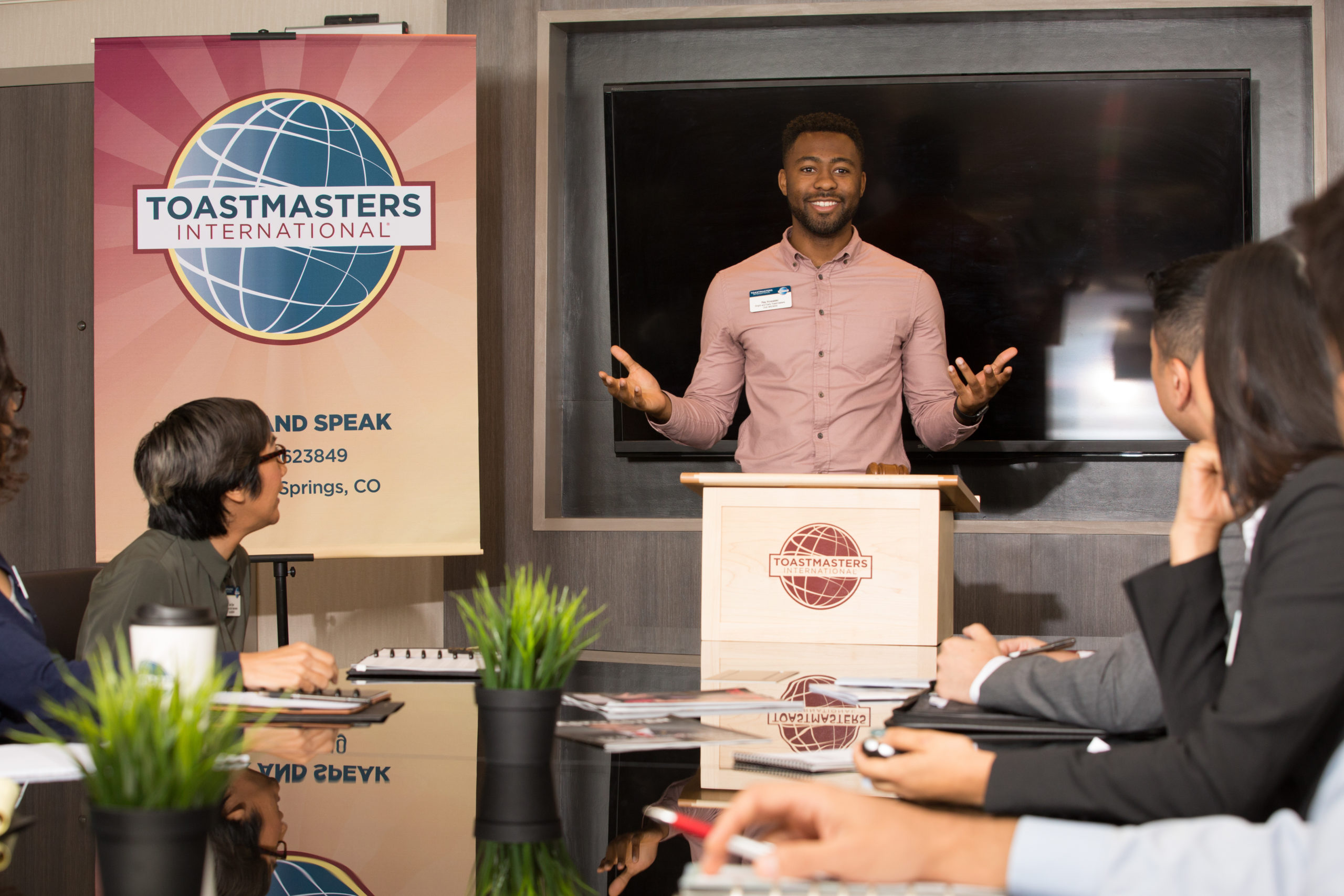 Les bénéfices et avantages de la méthode Toastmasters >